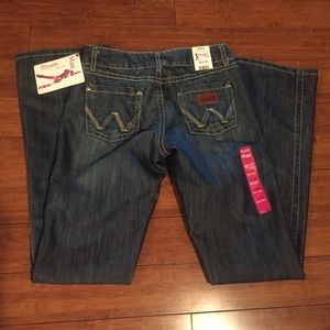 Wrangler Jeans size 3/4 inseam 34