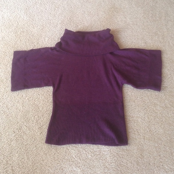Purple sweater - Picture 3 of 3