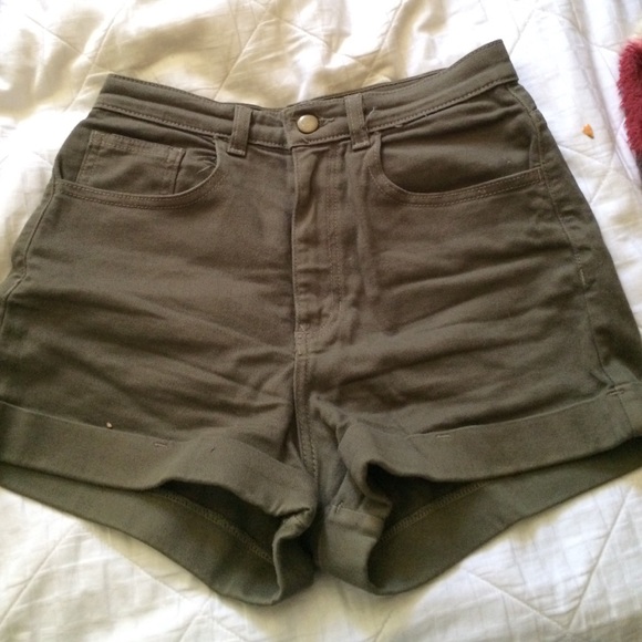 AA High Waist Stretch Bull Denim Cuff Short
