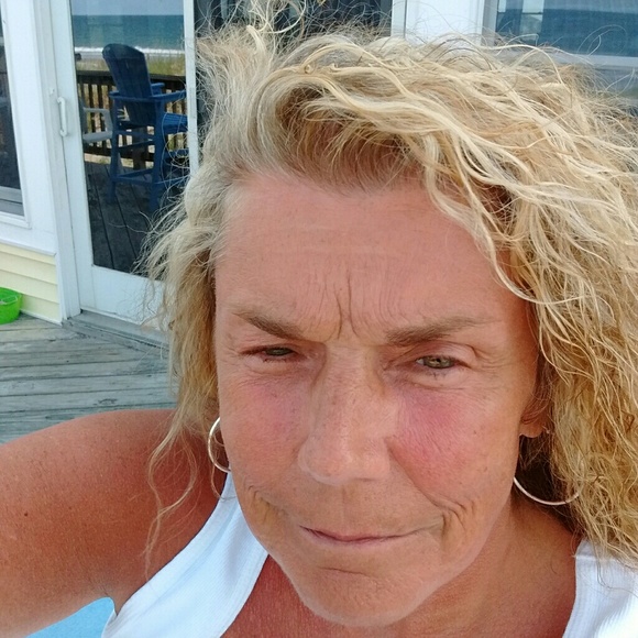 Meet your Posher, Deborah - Picture 5 of 5