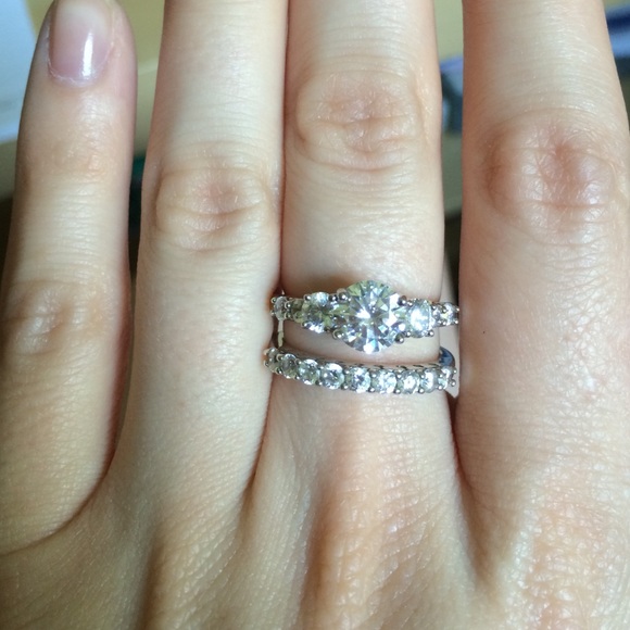 Absolute CZ wedding ring set size 7