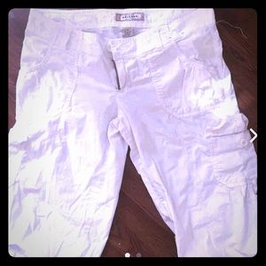 White khaki capris size 9
