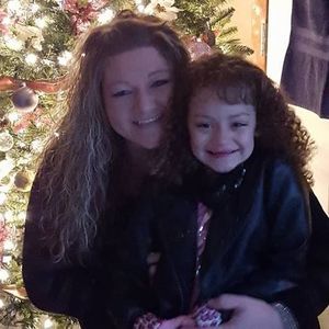 Meet your Posher, Dana