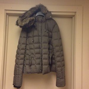 Abercrombie brown quilted down coat with fur