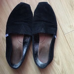 Black corduroy toms