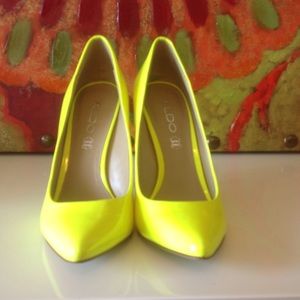 Aldo Neon Yellow Pump
