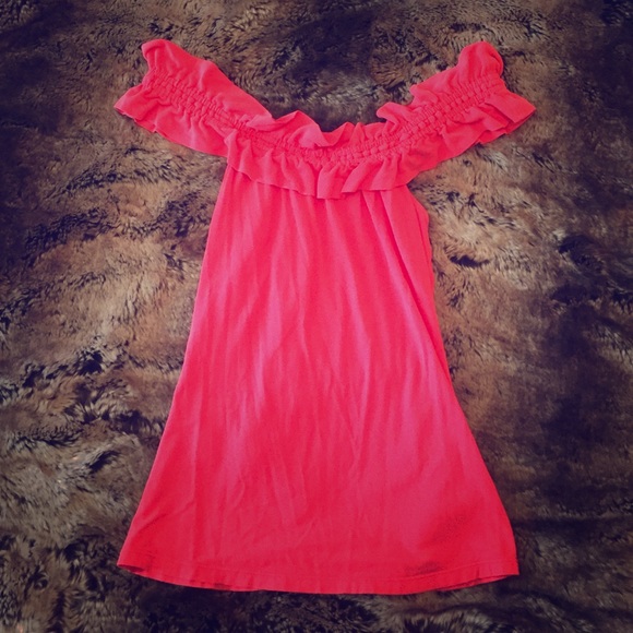 BCBG pink ruffled top