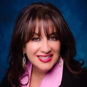 Meet your Posher, Suzanne