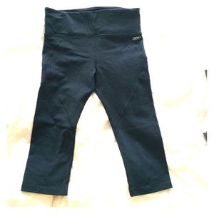 Lorna Jane high waist leggings in grey