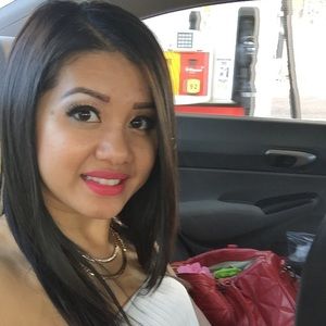 Meet your Posher, Thuy