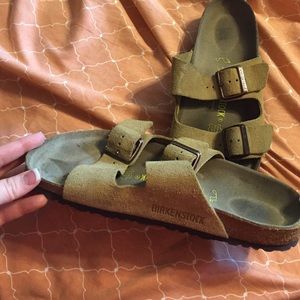 ON HOLD FOR @ GLEESONEDWARDS