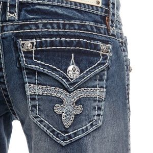 ISO Rock Revival Noelle 25x34