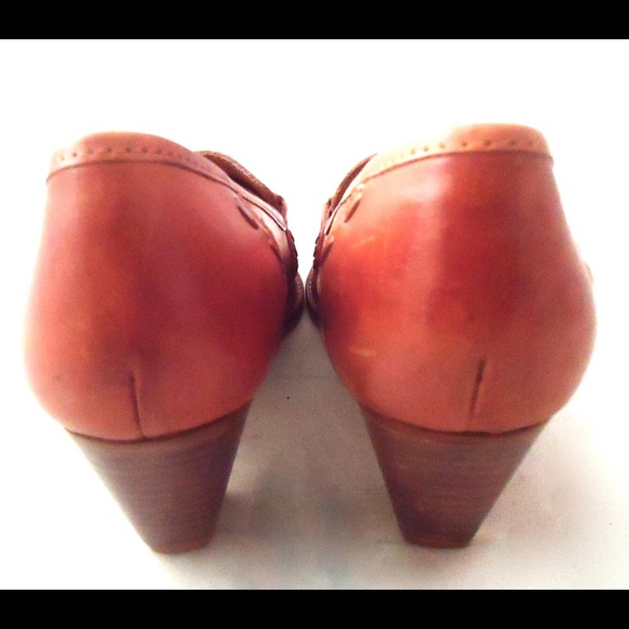 SOLD Vintage Wood Heels Cognac Leather Shoes 8 - Picture 4 of 4