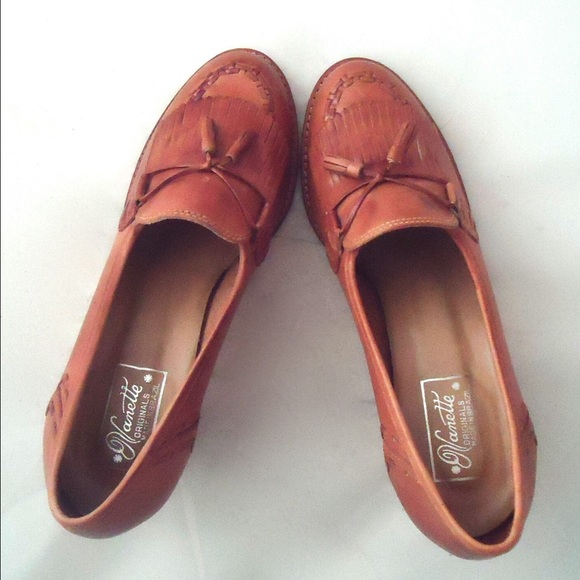 SOLD Vintage Wood Heels Cognac Leather Shoes 8 - Picture 3 of 4
