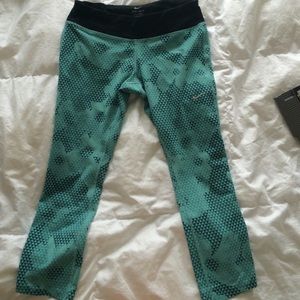 Nike graphic leggings