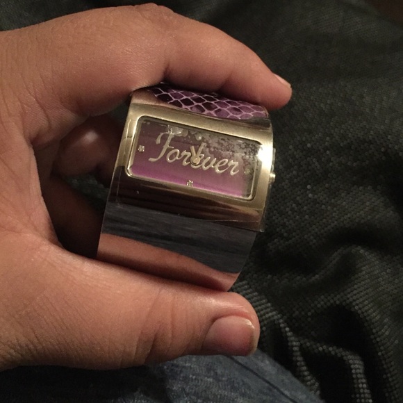 Never worn Dolce & Gabbana claw watch? main image 4