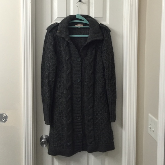 Grey sweater dress from Cocogió