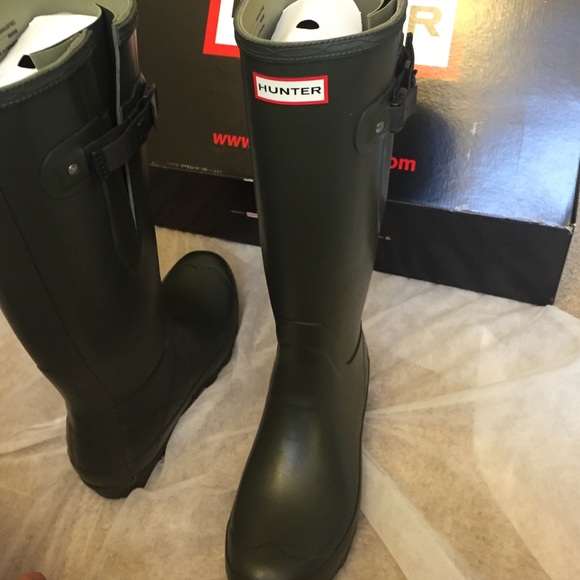Tall dark green hunter boots- never worn! - Picture 4 of 4
