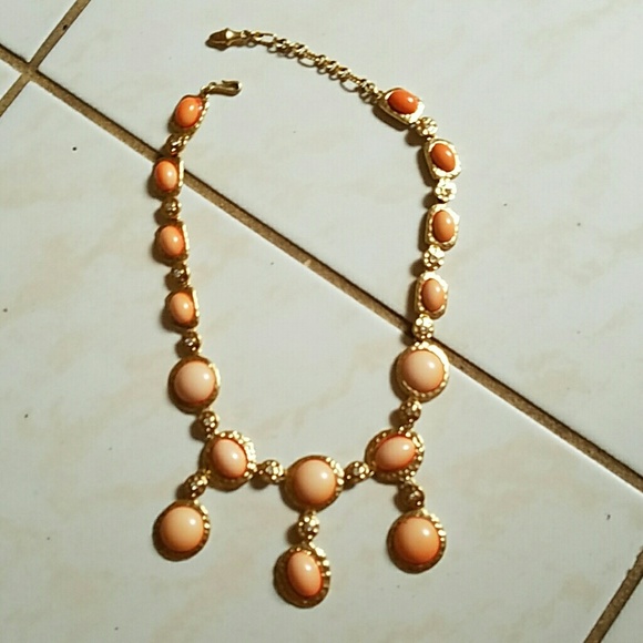 Gorgeous Orange and Gold Necklace - Picture 1 of 4