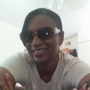 Meet your Posher, Leandra