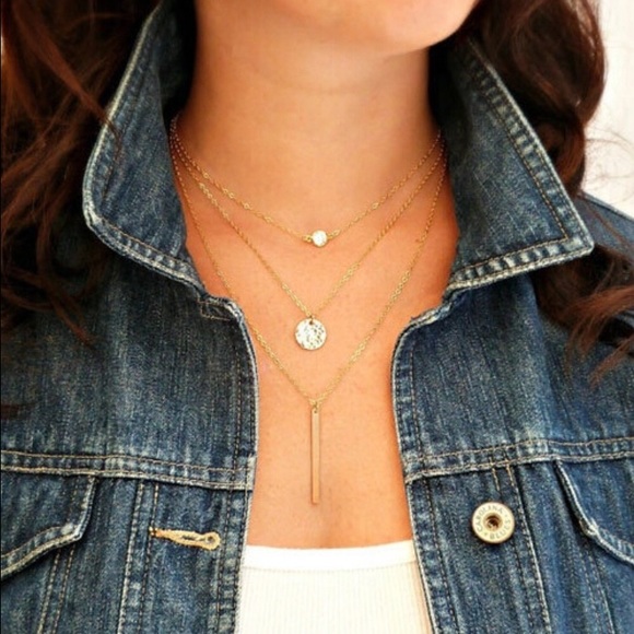 Multilayer necklace