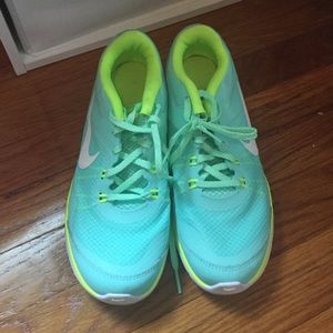 NIKE Training Flex TR 5 Shoes