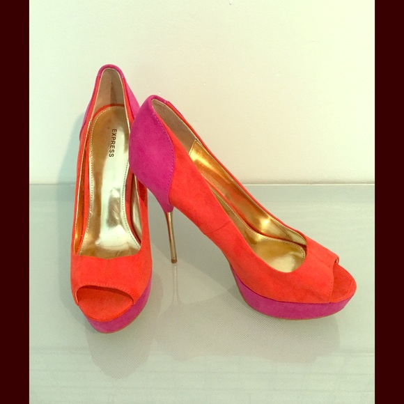 Super Hot! Platform Peep Toes