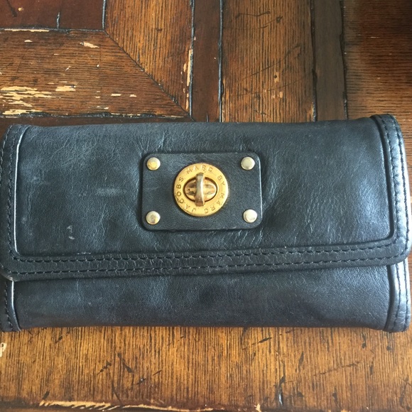 Black Marc Jacobs wallet