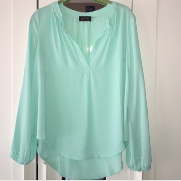 Beautiful new long sleeved blouse/shirt
