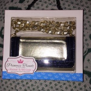 New iPhone 5 / 5S Purse Wallet Case