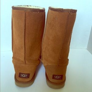 Brown Uggs