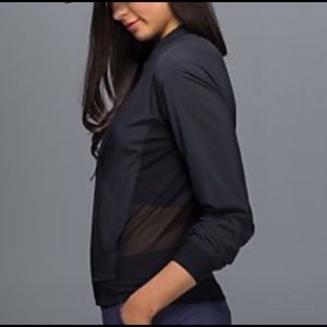 Lululemon Black Noir jacket size 8