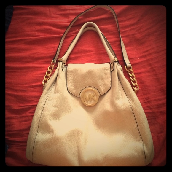 Michael kors 100% authentic bag!!