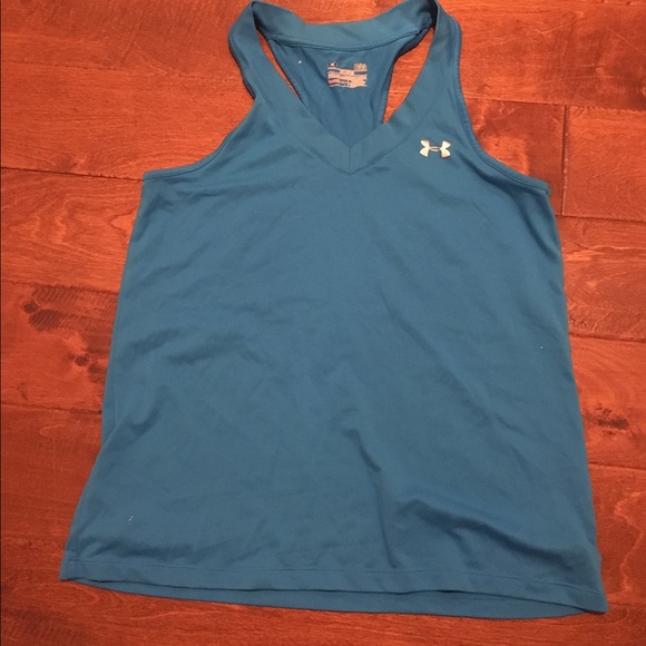 Under armour tank