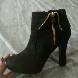 Black Bootie w/ Gold Zipper