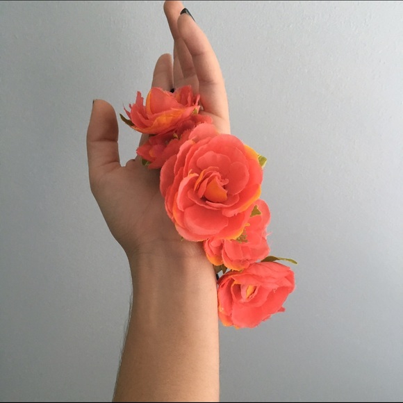 Flower crown - Picture 4 of 4