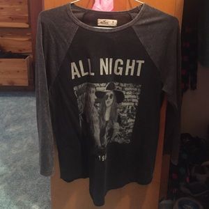 Never worn Hollister shirt