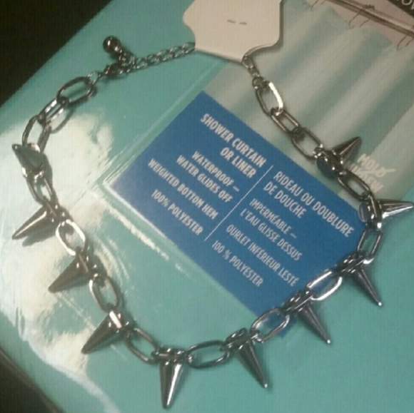 New punk spiked collar necklace - Picture 2 of 2