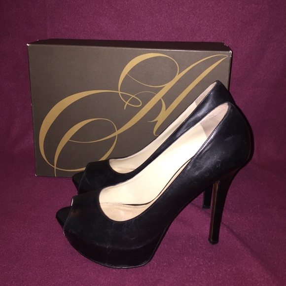 Black Leather Peep Toe Heels SZ 10