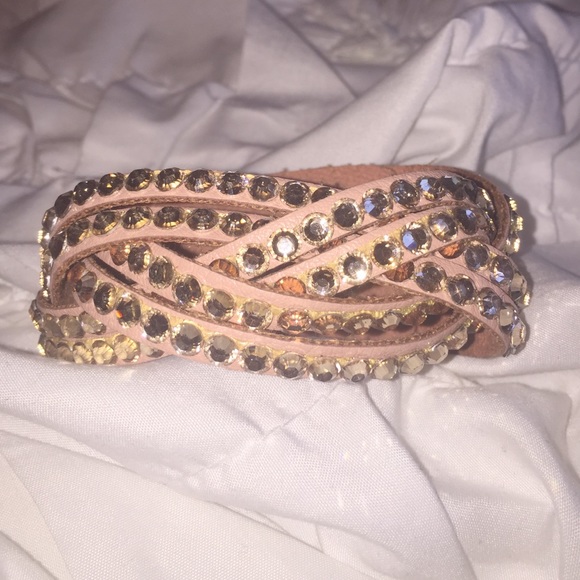 💕HP💕Rhinestone bracelet