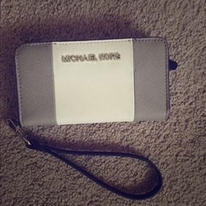 Michael Kors Wristlet