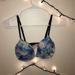 💧Victoria's Secret PINK Acid Wash Bra💧ON HOLD