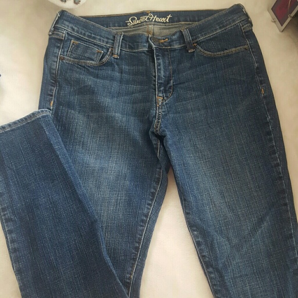 Old Navy Sweetheart Straight Jeans