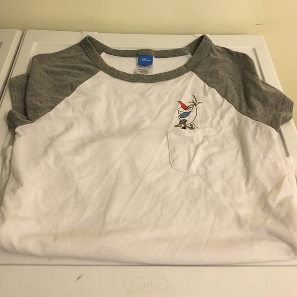Olaf tee