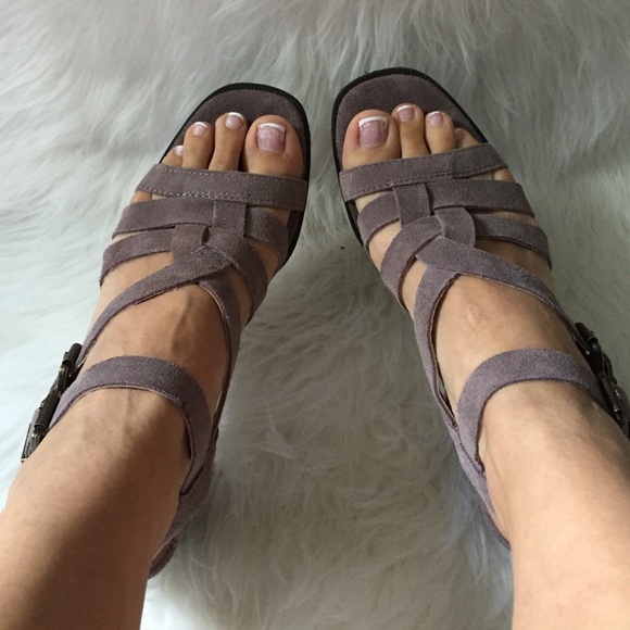 Bass Shoes - G. H. Bass & Co. Shelby Leather Sandals 8M