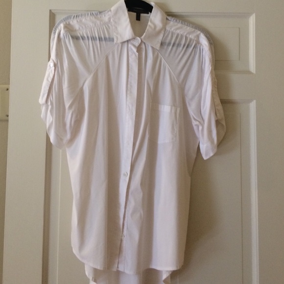 Make me an OFFER💗White BC BG blouse