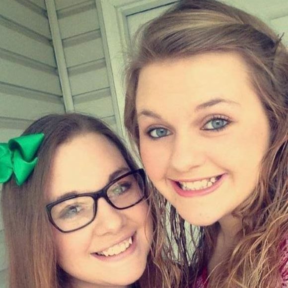 Meet your Posher, Abby - Picture 1 of 1