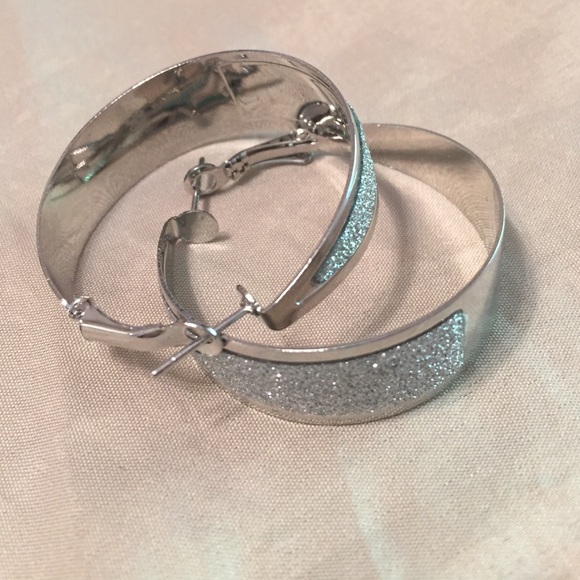Swarovski dusted silver hoop earrings - Picture 3 of 3