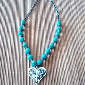 Xc- Adorable 💙Heart Pendant💙 Turquoise Necklace