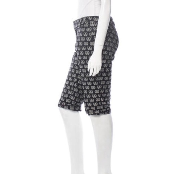 โโโโ๐HP๐ Gucci Bermuda Shorts - Picture 3 of 4